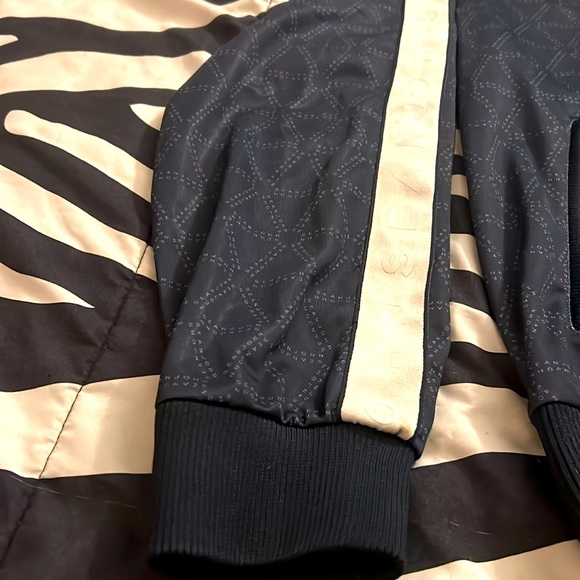 Sean John Track jacket size 2XL but not really see measurements - Picture 4 of 7